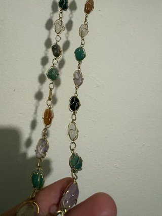 Collar de piedras naturales