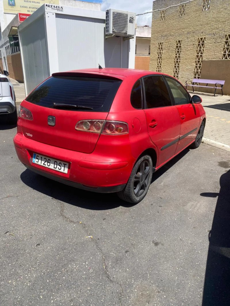 SEAT Ibiza 2005 - foto 1