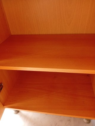 Zapatero con espejo de madera