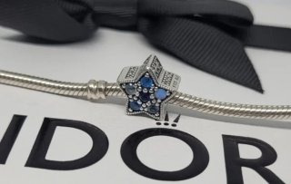 Charm Pandora Stella Luminosa Blu