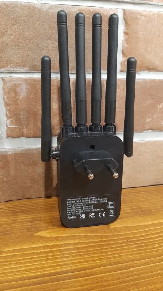 Repetidor WIFI 5 Antenas
