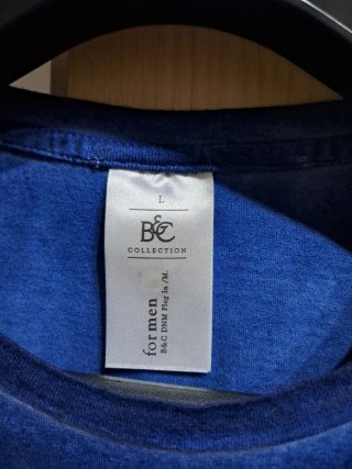 Maglietta stampa Pace bandiere blu