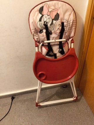 Trona Minnie Mouse plegable
