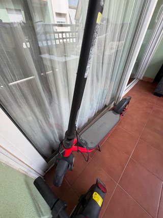 Patinete Eléctrico Rojo ninebot