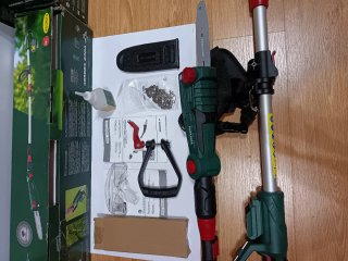 Motosierra altura  20V Parkside nuevo COMPLETO