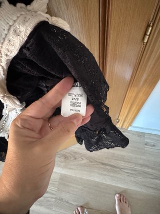 Vestido negro largo con encaje