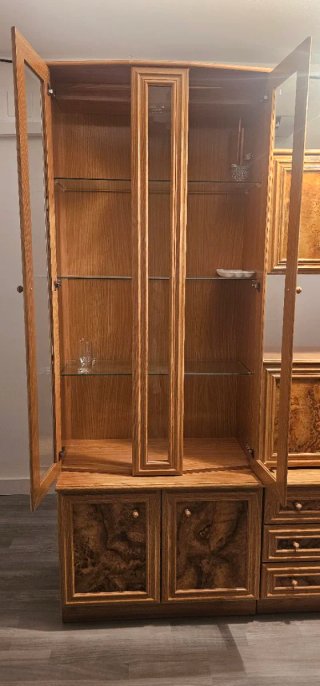 Mueble de salón clásico madera