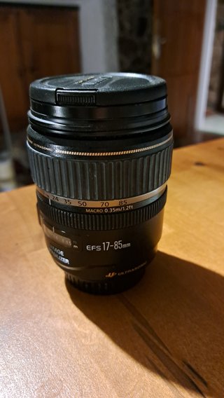 Objetivo Canon EF-S 17-85mm Ultrasonic