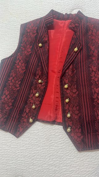 Chaleco Fallero Niño Rojo y Negro. Talla 8