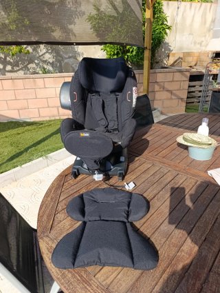Silla de coche BeSafe negra