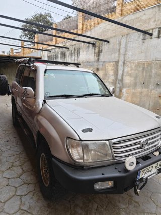 TOYOTA LAND CRUISER HDJ 100 1999