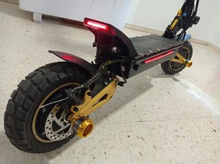 Se vende patinete eléctrico ENIYRID ES1.