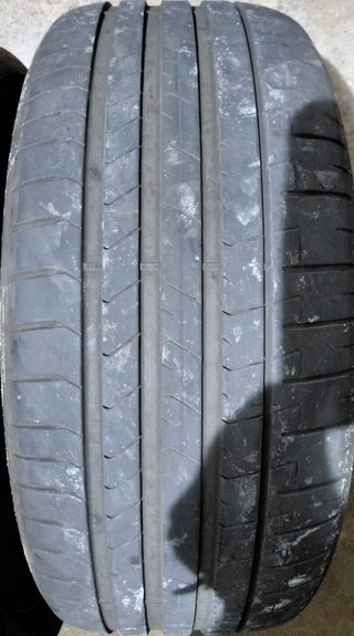 2 Neumáticos Pirelli 245/40 R20 99Y