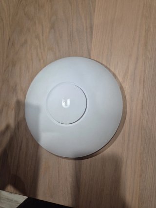 Punto Acceso Ubiquiti UniFi AP AC PRO