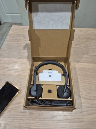 Auriculares Dell WH3024 Nuevos en Caja