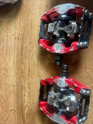 Pedales Shimano DX automáticos