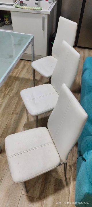 Mesa de comedor cristal y 6 sillas