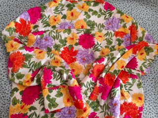 Camisa crop top flores S
