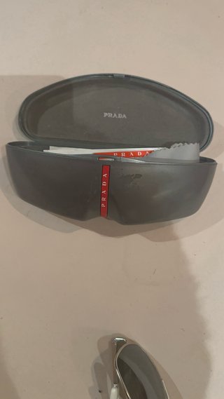 Gafas de sol Prada plateadas y blancas