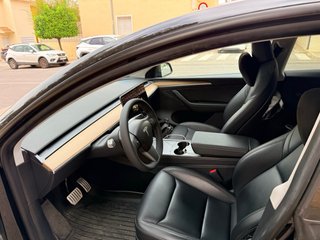 Tesla Model Y Performance 0-100 en 3,7s Garantia