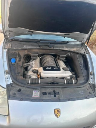 Porsche cayenne s para matriculación o donante