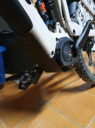 PROTECTOR EBIKE FOCUS MOTOR BOSCH AÑO 20/21/22