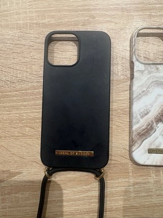 Custodie iPhone 13 Pro Max IDEAL OF SWEDEN