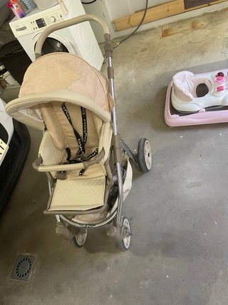 Carrito de bebé Britax color beige