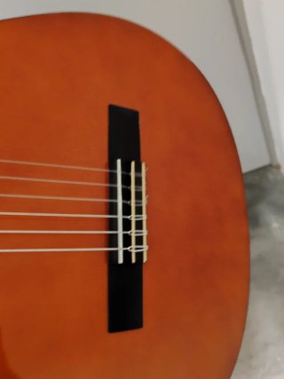 Guitarra Clásica Yamaha C40 + Funda
