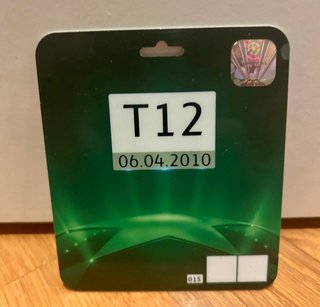 Entrada histórica,cromo y carta gradeada Messi