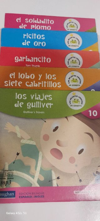Diferentes títulos bilingües español, inglés