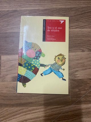 Libro infantil: Teo y el oso de retales