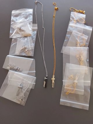 Lote 11 colgantes Amor Eterno y sus cadenas