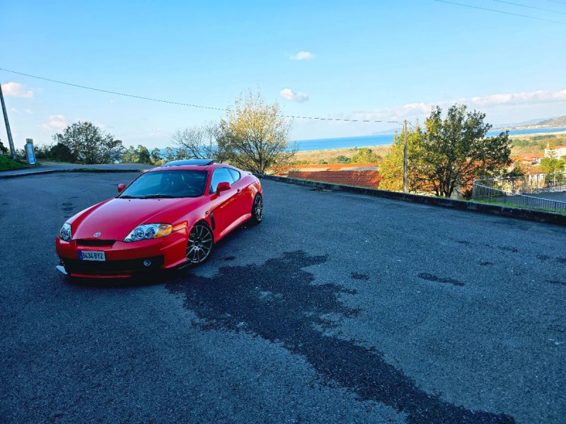 Hyundai Coupe 2002 - foto 1