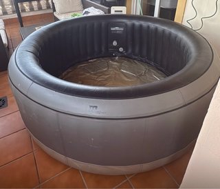 Jacuzzi Hinchable Negro y Gris