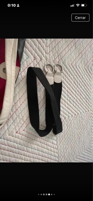 Bolso Furla Negro con Asas Blancas