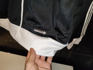 Chaqueta Adidas Negra y Blanca Talla XXL