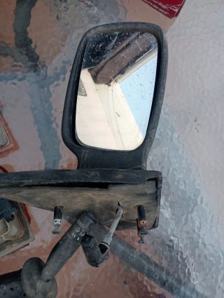 Piezas de coche For Courier pilotos, espejo y más