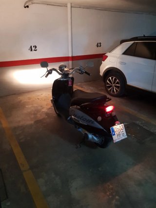 Moto Aprilia Custom 125