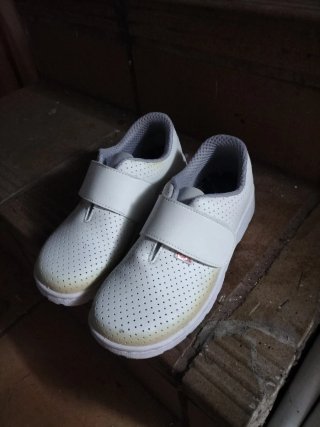 Zapatos de trabajo Dian blancos