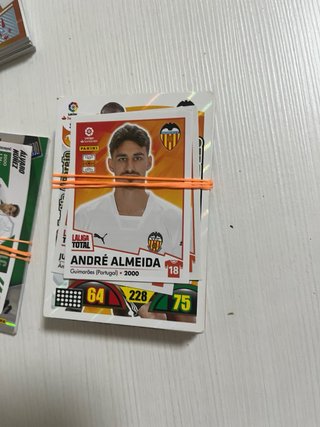 Pack cromos fútbol Champions League, tops Canicas