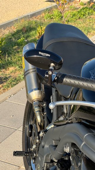 Triumph Speed Triple 1050 Negra