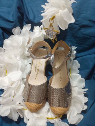 Sandalias Cabrera Mujer Oro y Plata