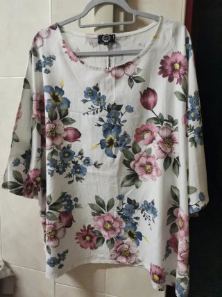 Blusa Estampada Flores Algodón Talla L