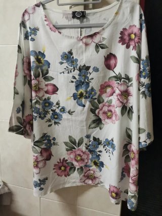 Blusa Estampada Flores Algodón Talla L