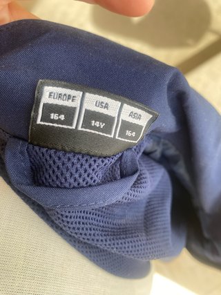 Chaqueta Hummel azul sin estrenar