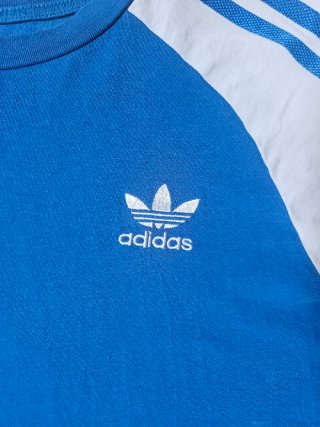 Camiseta Adidas Originals Azul y Blanca 13-14 años
