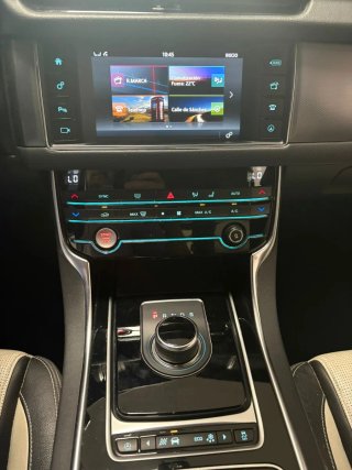 Jaguar XF 2018