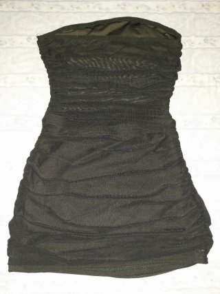 Vestido de verano negro/verde oliva
