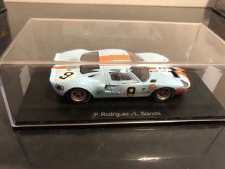 Ford GT40 #9 Le Mans 1968 Gulf